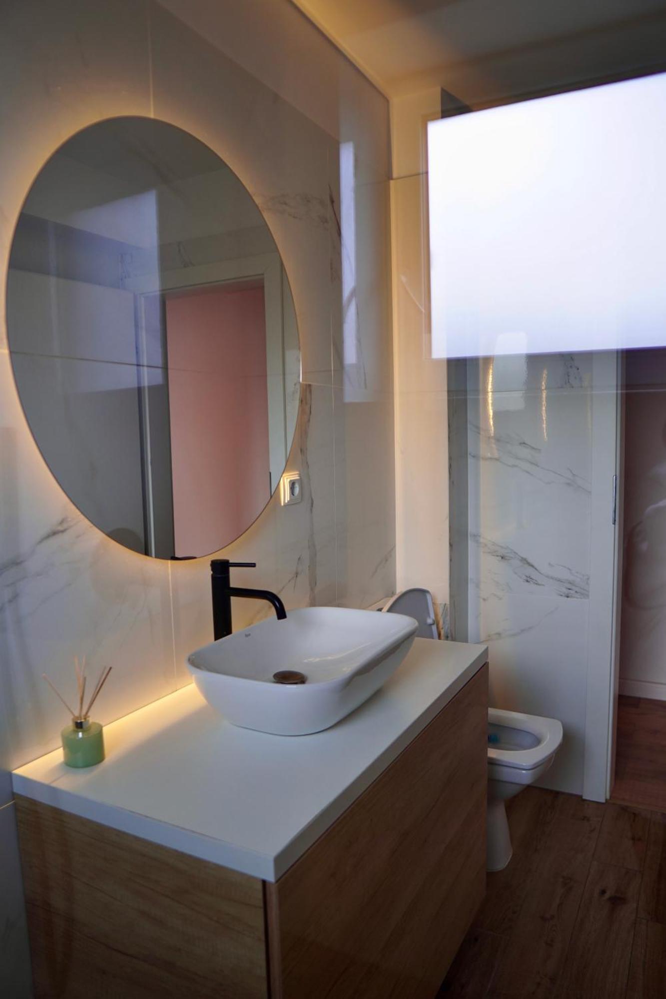 Coresi, 2 Camere, Sleeps 6 Large Private Garden Apartment Pets Welcome Braşov Extérieur photo
